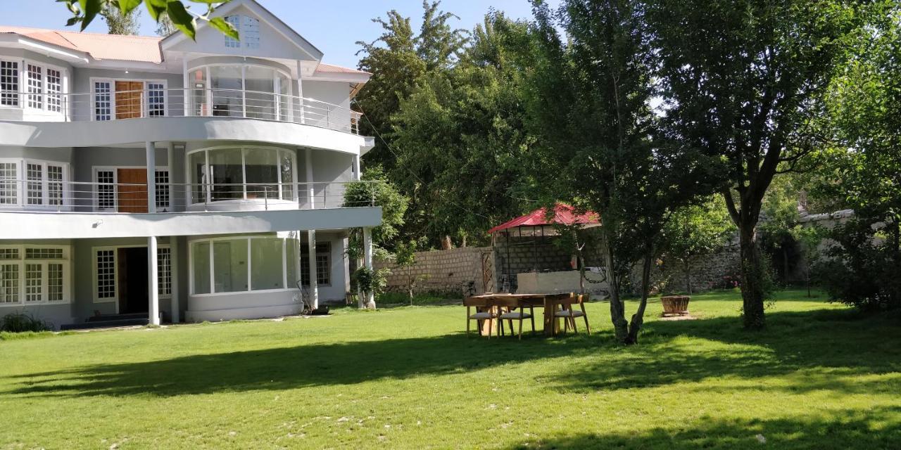 Hotel Reego Skardu Exteriör bild