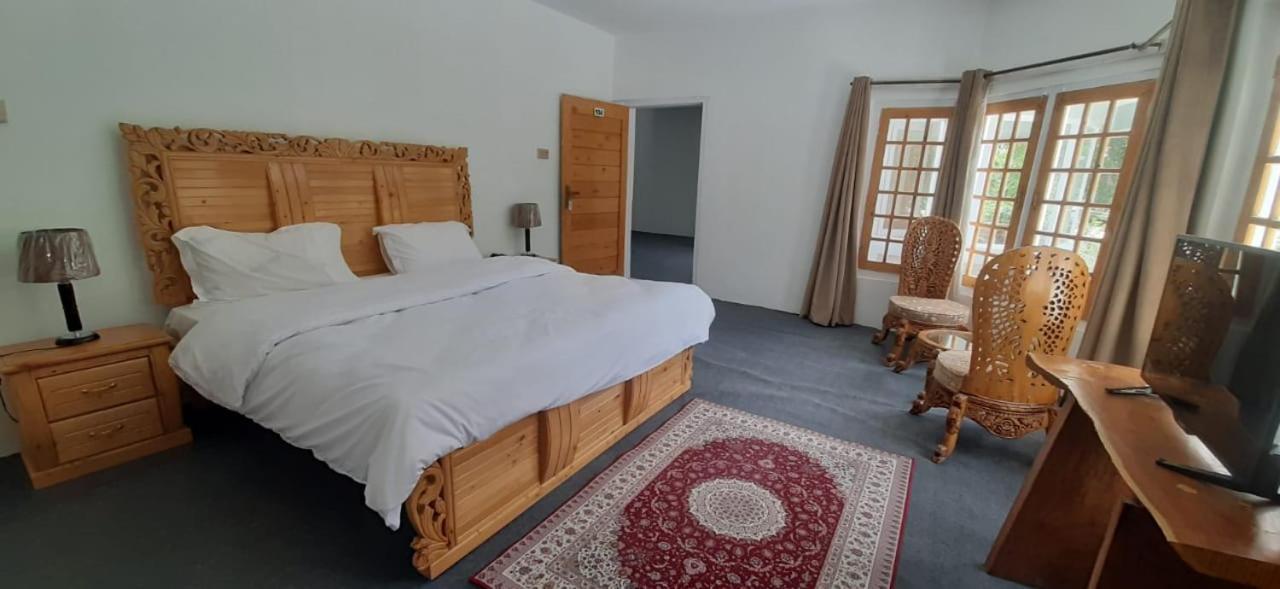 Hotel Reego Skardu Exteriör bild