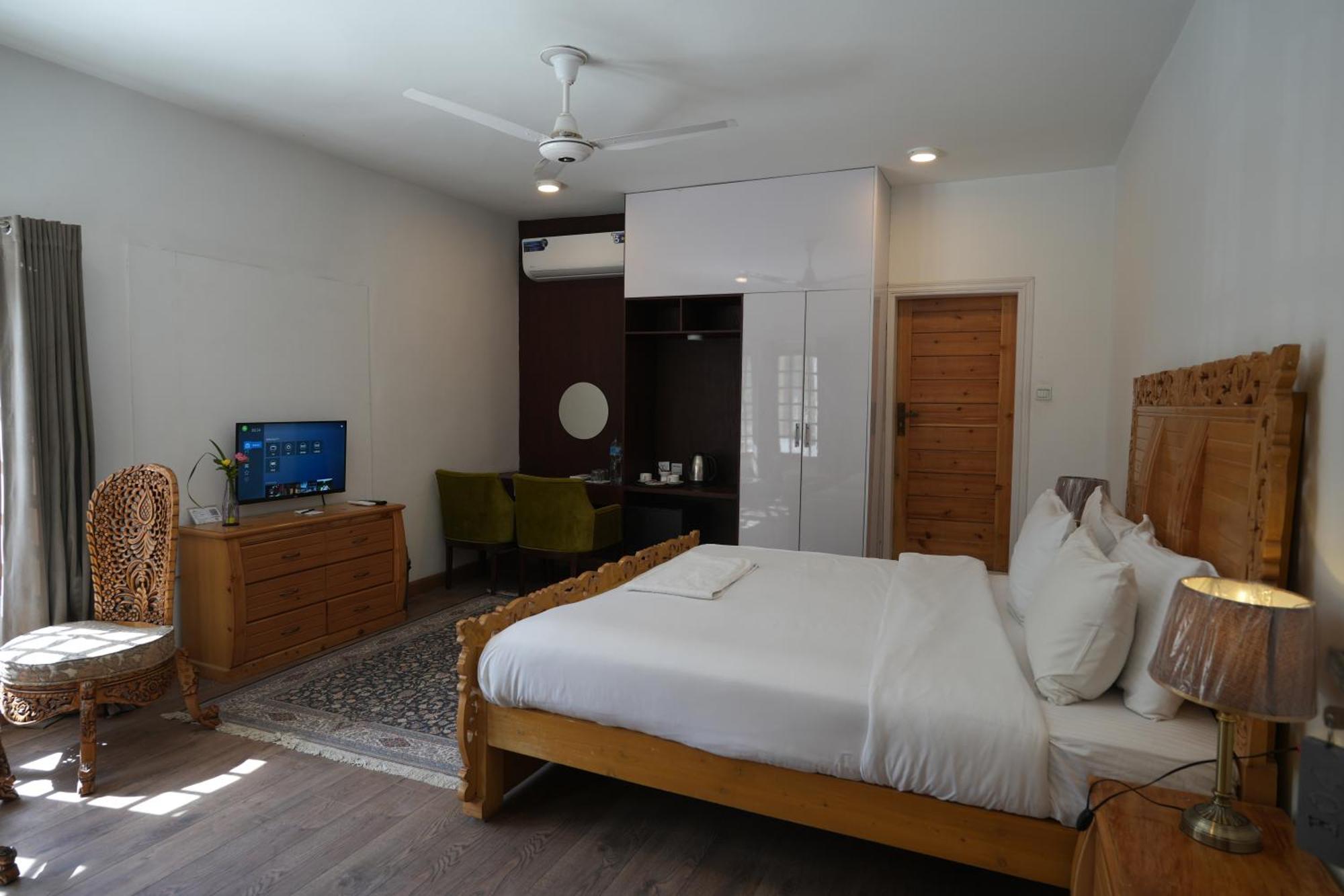 Hotel Reego Skardu Exteriör bild